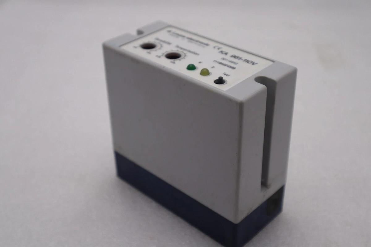 Used Leuze Electronic KA 961-110V Amplifier 50116642 1110A024599 New #K-1775