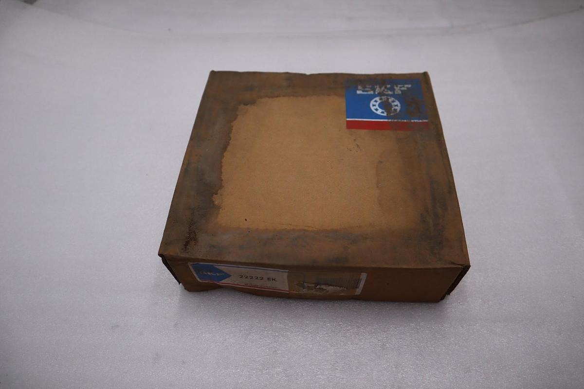 SKF 22222 EK / 22222EK (NEW IN BOX) STOCK GF-1019A
