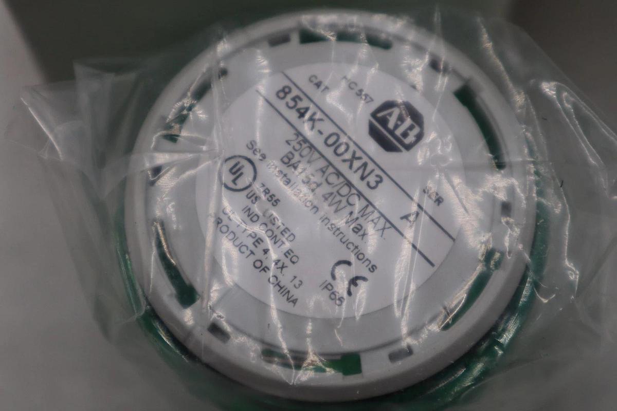 Used ALLEN BRADLEY 854K-00XN3 / 854K00XN3 - NEW IN BOX - STOCK H559A