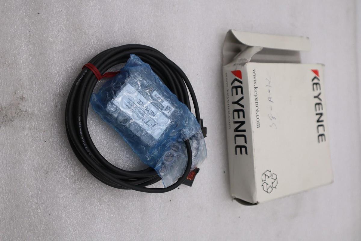 Used NEW OPEN BOX Keyence FT-H30 Sensor STOCK K2096CC