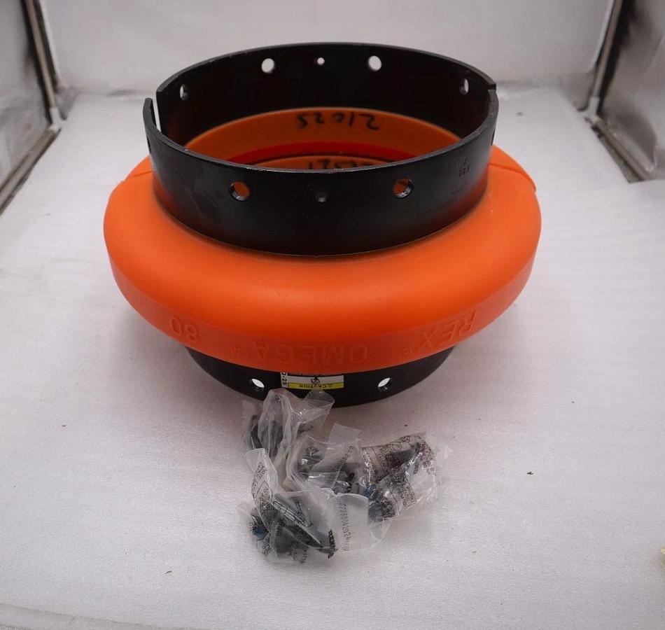 REXNORD E80 OMEGA ELEMENT 7300060 - NEW IN BOX - STOCK 1383CC