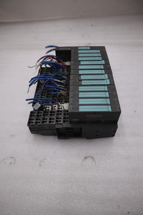 Used LOT OF SIEMENS PLC MODULES (AS PHOTOGRAPHED) STOCK G-385B