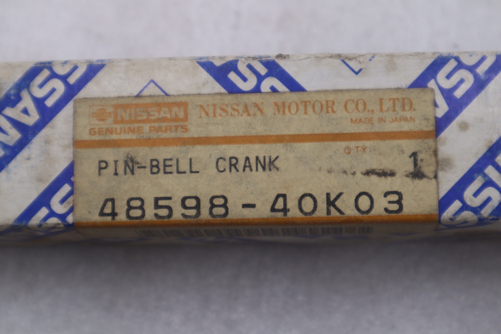 Used NEW IN BOX NISSAN 48598-40K03 PIN-BELL CRANK STOCK K-3761