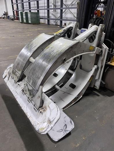 Used 72" CASCADE PAPER TISSUE ROLL CLAMP MODEL 90F-RCP-592