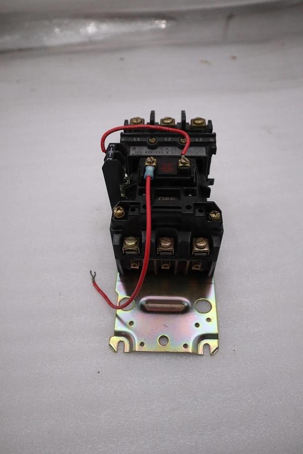 Allen Bradley 509-B0D-XXX Motor Starter 595-AB Contacts NEW OPEN BOX STK H1236