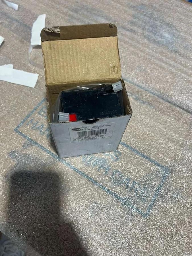 NEW OPEN BOX LUMAPRO 48H470 SEALED LEAD ACID RECHARGEABLE BATTERY K-759CC