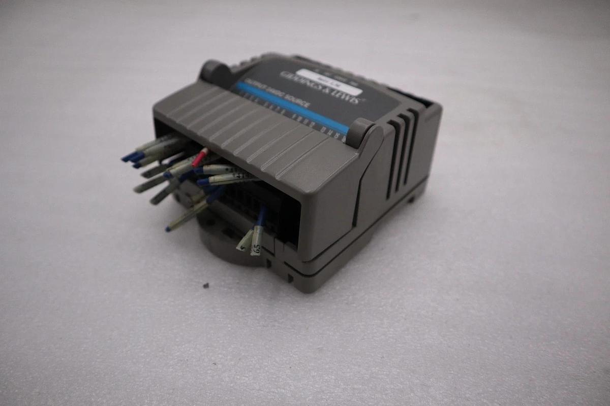 Used GIDDINGS & LEWIS DANAHER MOTION M.1017.3095 R3 / M10173095 R3 MODULE #5999