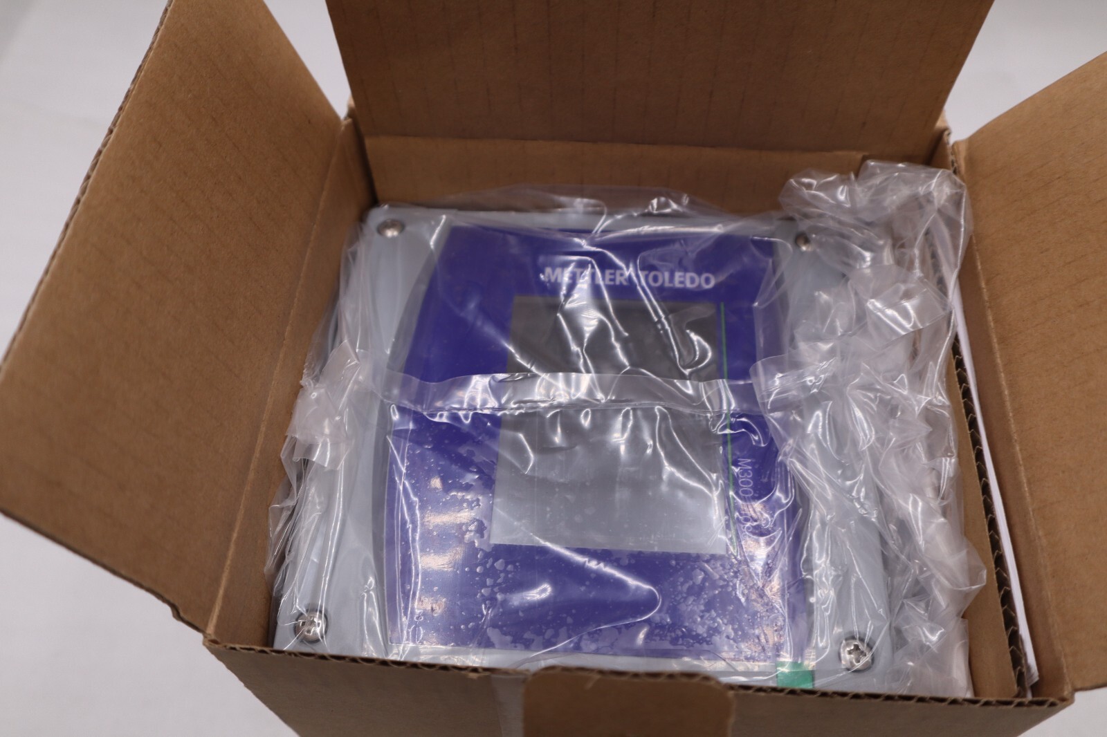 Mettler Toledo M300 / 30280771 Process Transmitter NEW IN BOX STOCK G144