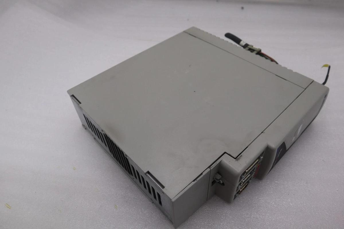 Used ALLEN BRADLEY 2094-BMP5 ALLEN BRADLEY KINETIX 6000 AXIS MODULE STOCK 5046