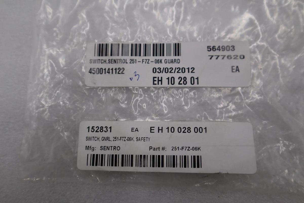 SENTROL 251-F7Z-06K FAIL SAFE GUARD SWITCH 12W 24V STK G899A