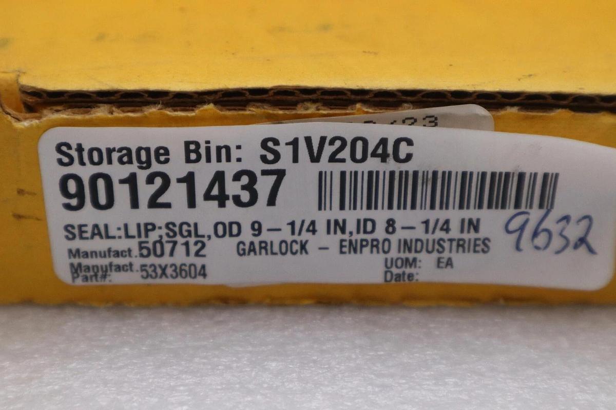 Used NEW GARLOCK 21086-3604 / 210863604 8-1/4X9.250X5/8 STOCK 3769A