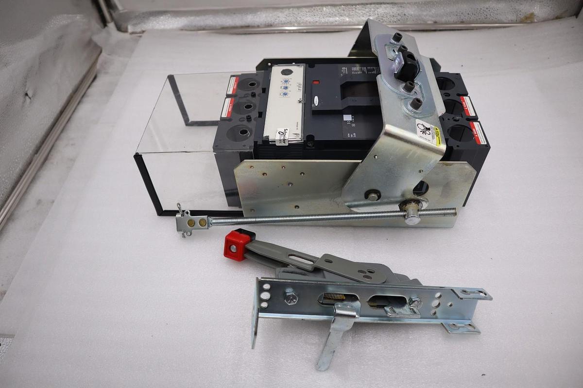 Used SQUARE D POWERPACT LJL36400U31XLY CIRCUIT BREAKER 400AMP STOCK H1720