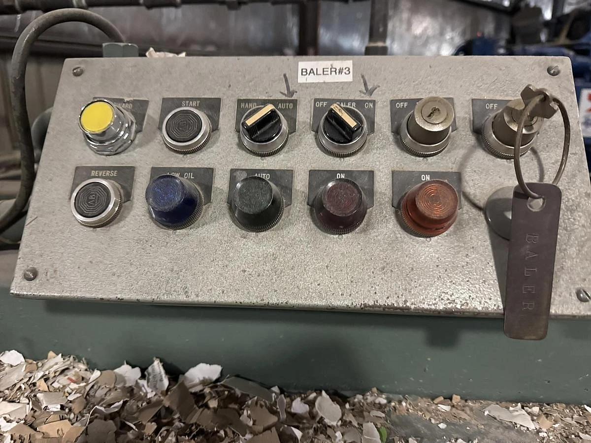 Used MAREN COMPLETE SHREDDING & BALING SYSTEM BALER SHREDDER SYSTEM WITH DUMP