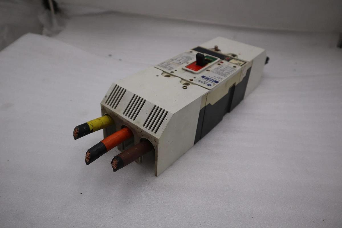 Used Allen Bradley 140U-J6X3 100A 3P 600V AC 250V DC Circuit Breaker STOCK H1869
