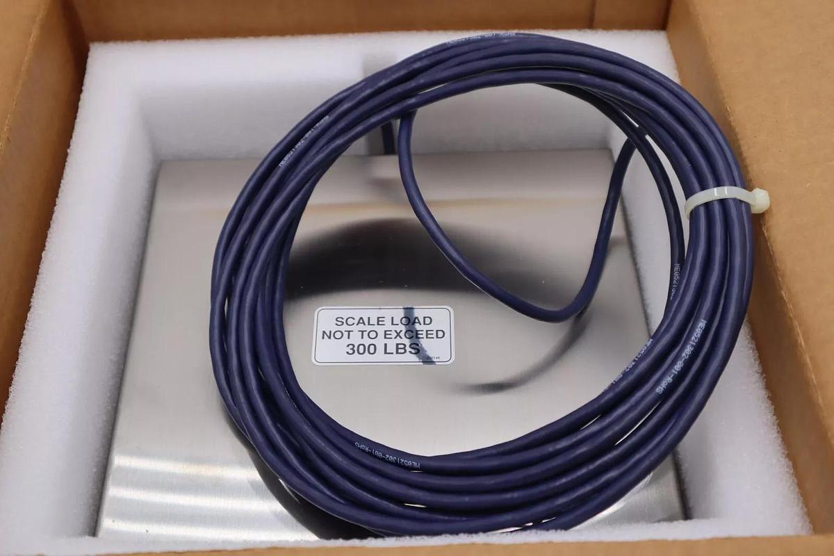 GCS-404/405 GAS CYLINDER SCALE 300 LBS NEW STOCK #2886