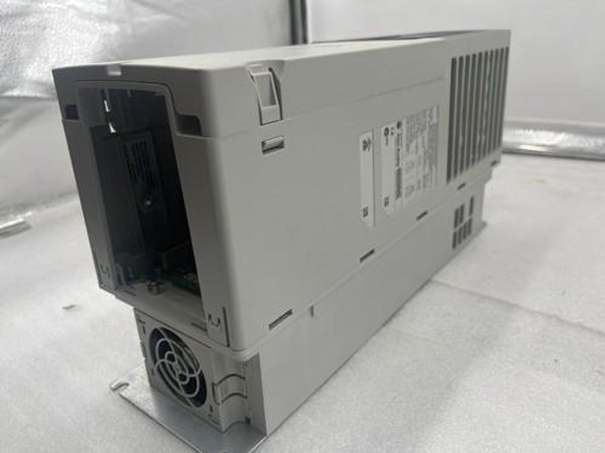 Used NEW ALLEN BRADLEY PowerFlex 755 20G11ND2P1AA0NNNNN 1 HP VFD DRIVE STOCK 3697
