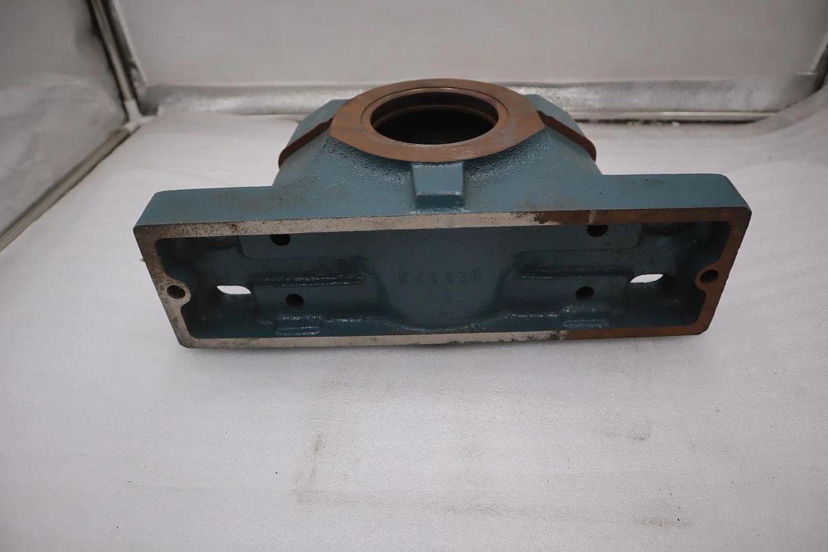 NEW OLD STOCK Dodge SAF-XT 520 Pillow Block BEARING STK CC47