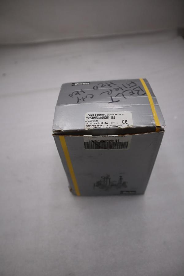 NIB PARKER 73222BN63N00N0H111B6 SOLENOID VALVE STOCK 2896A