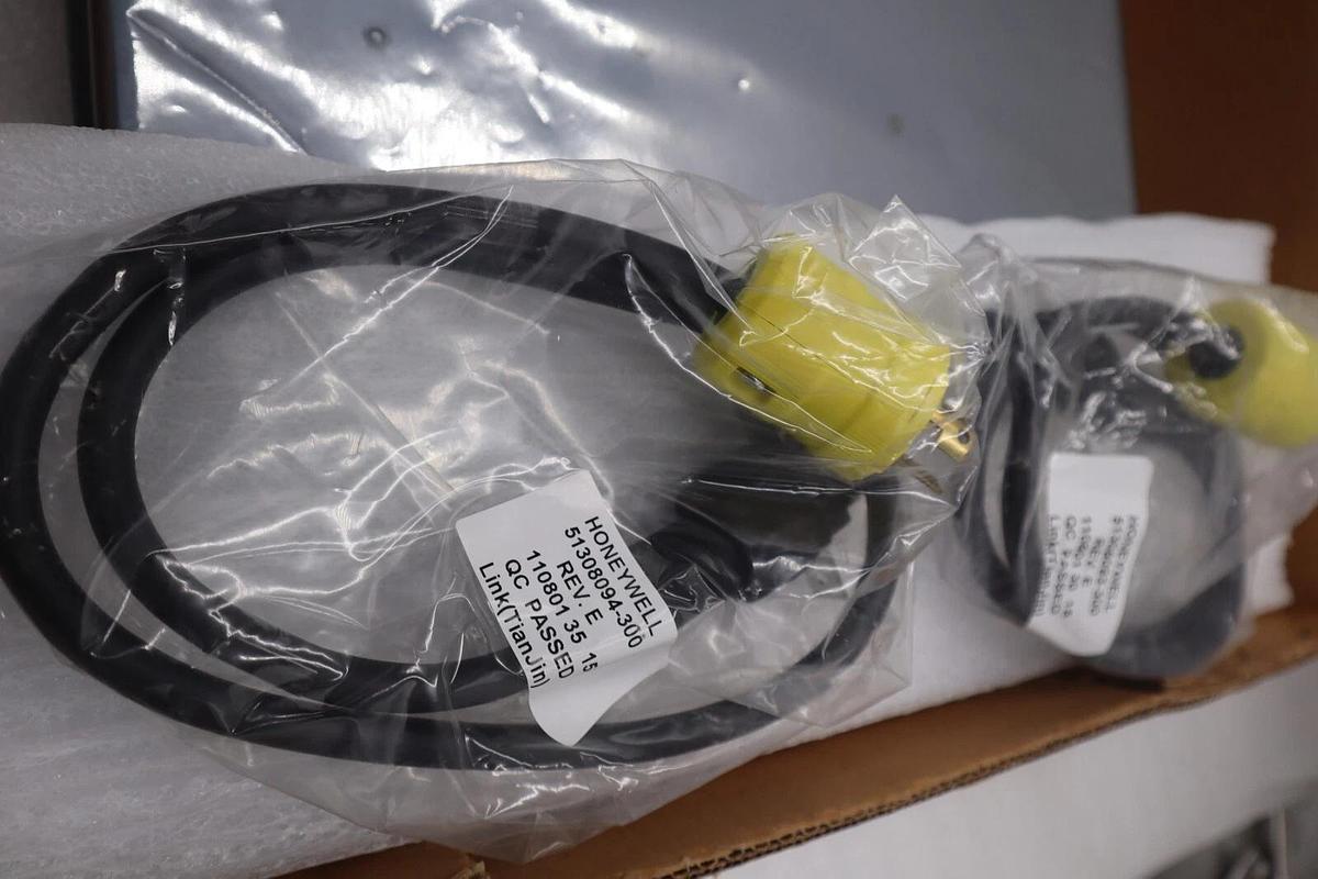 Used HONEYWELL 51201436-300 / 51201436300 POWER SUPPLY NEW IN BOX STOCK G367