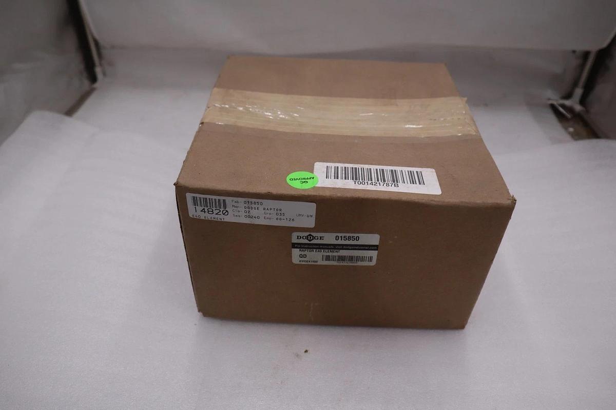 Used DODGE 015850 E40 ELEMENT COUPLING ELASTOMERIC 40 MM SIZE - NEW UNIT - STK GF451A