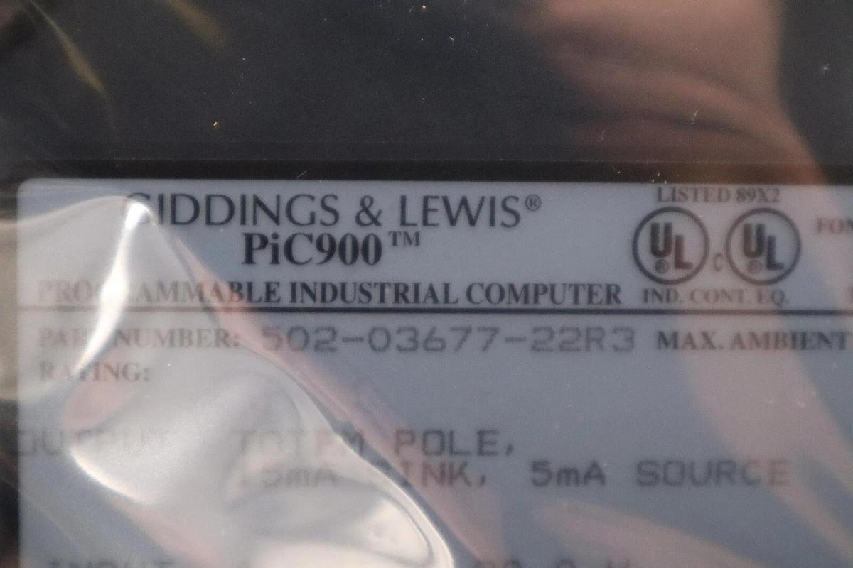Used NEW Giddings & Lewis 502-03677-22R3 PiC900 Stepper Module STOCK 3801A