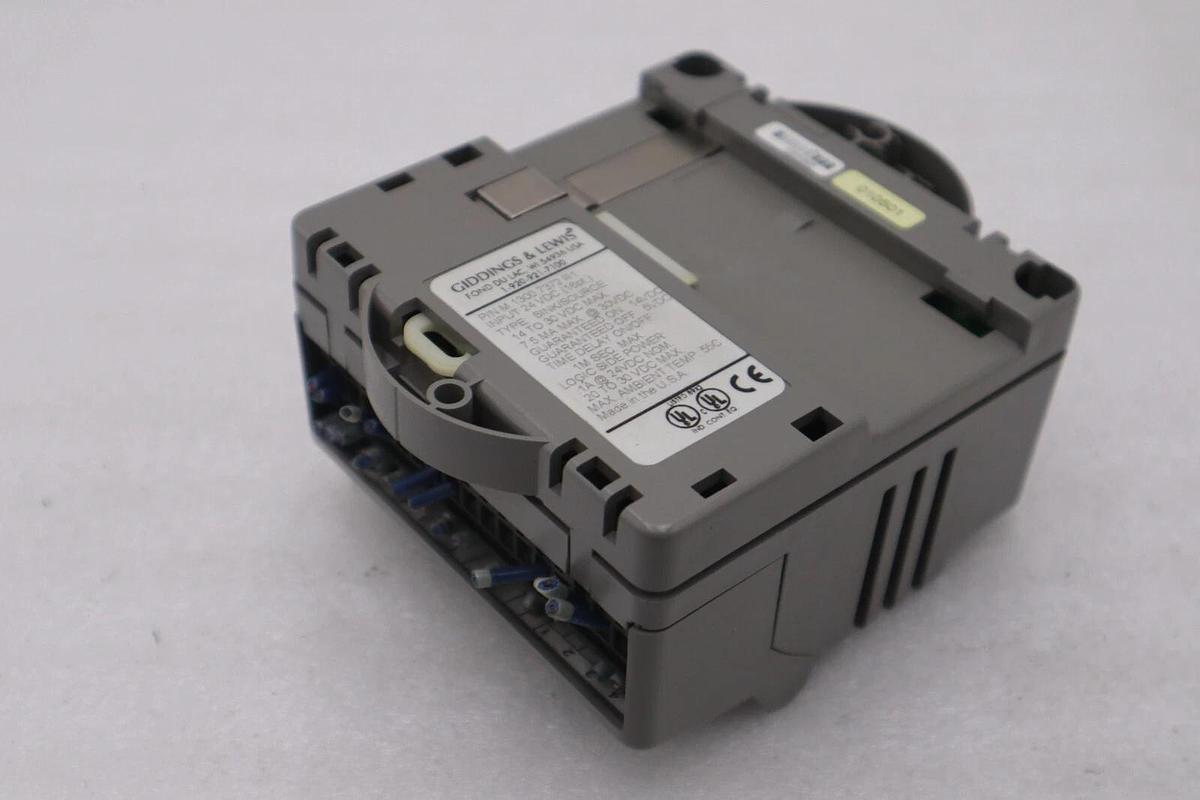 Used GIDDINGS & LEWIS M.1300.7372 R1 Input Module 24VDC SINK/SOURCE STOCK 654-D
