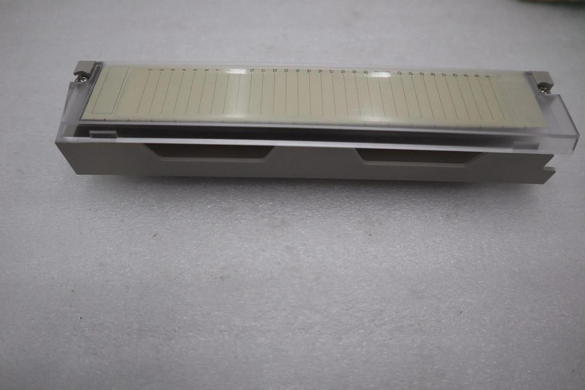 140XTS00200 Modicon Quantum Term 140-XTS-002-00 NEW UNIT STOCK G256A