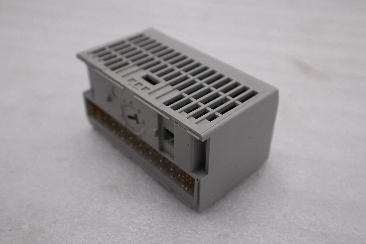 Used Allen Bradley 1794-IE8 /B Flex I/O 8-Point Analog Input STOCK H3732CC