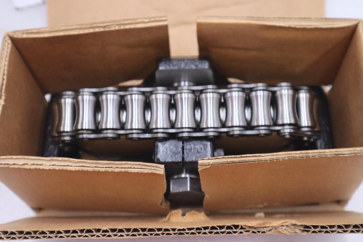 Used THOMSON ROUNDWAY LINEAR ROLLER BEARING 31W00133M STOCK #1517A