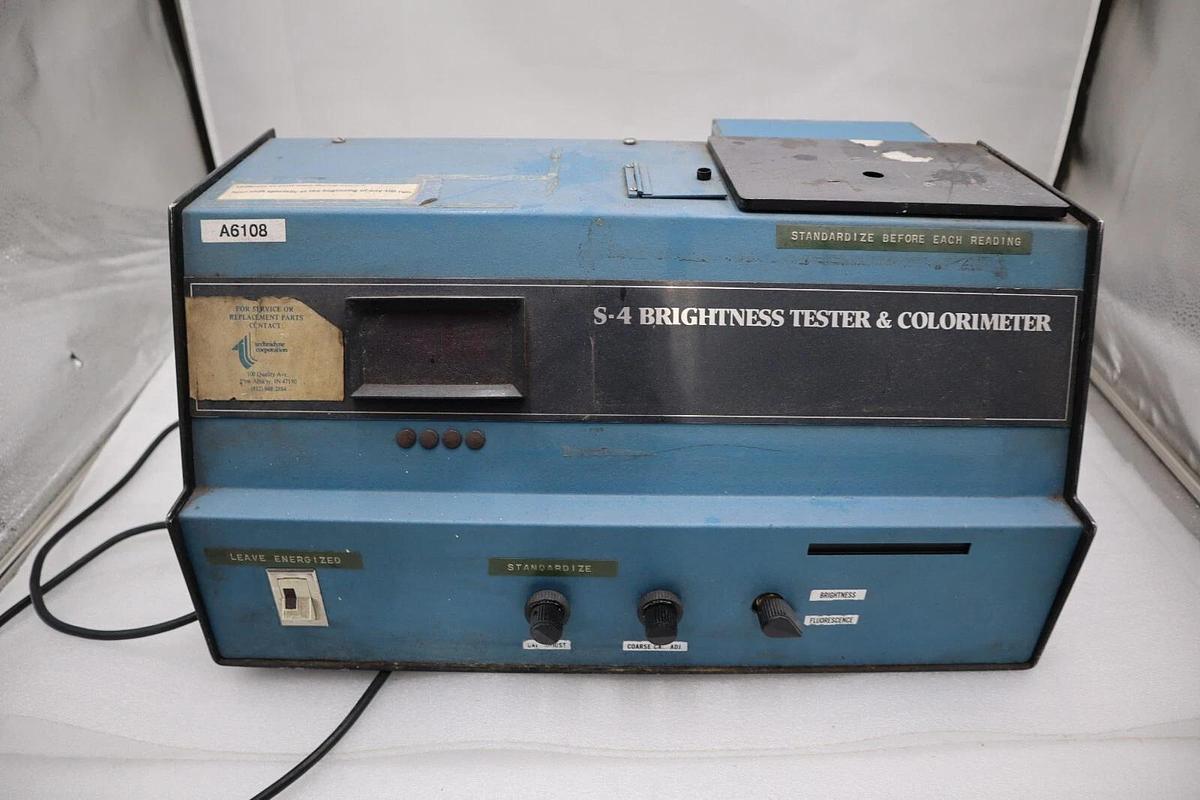 Used TECHNIDYNE CORPORATION 40436 BRIGHTIMETER MODEL S4 6.5V STOCK S-587