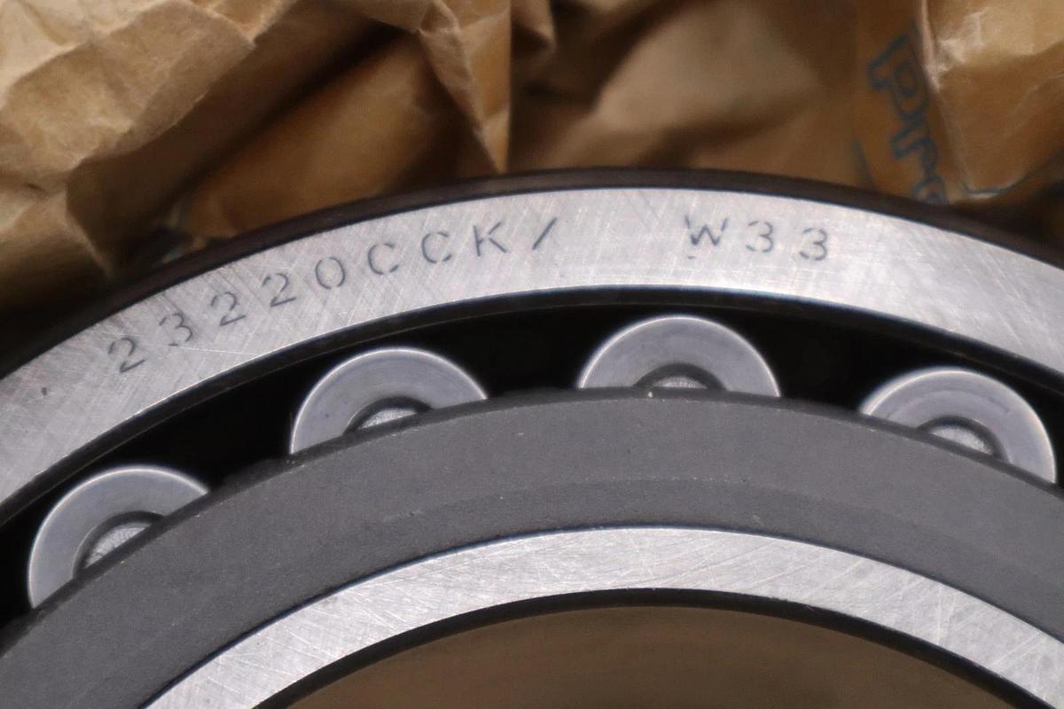 Used SKF 23220 CCK/W33 Spherical Roller Bearing - STOCK CC90