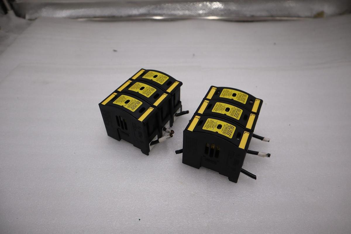 Used LOT OF SIX - BUSS JTN60030 Fuse Holder 0-30A 600VAC STOCK H1733