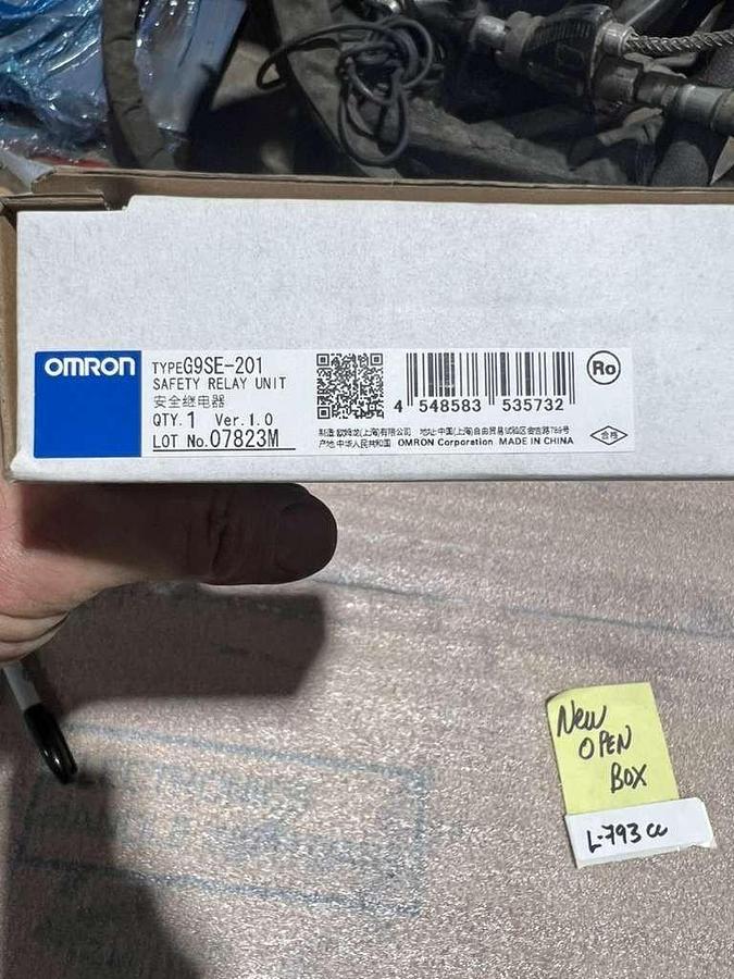 Used NEW OPEN BOX Omron G9SE-201 Safety Relay Unit - DC 24V STK L793CC
