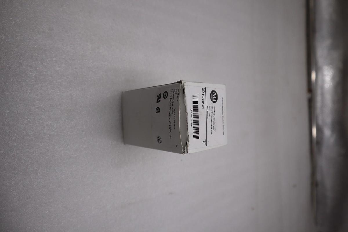 Used NEW OPEN BOX AB Allen Bradley 800T-J20KC1 Selector Switch 800TJ20KC1 STK H273A