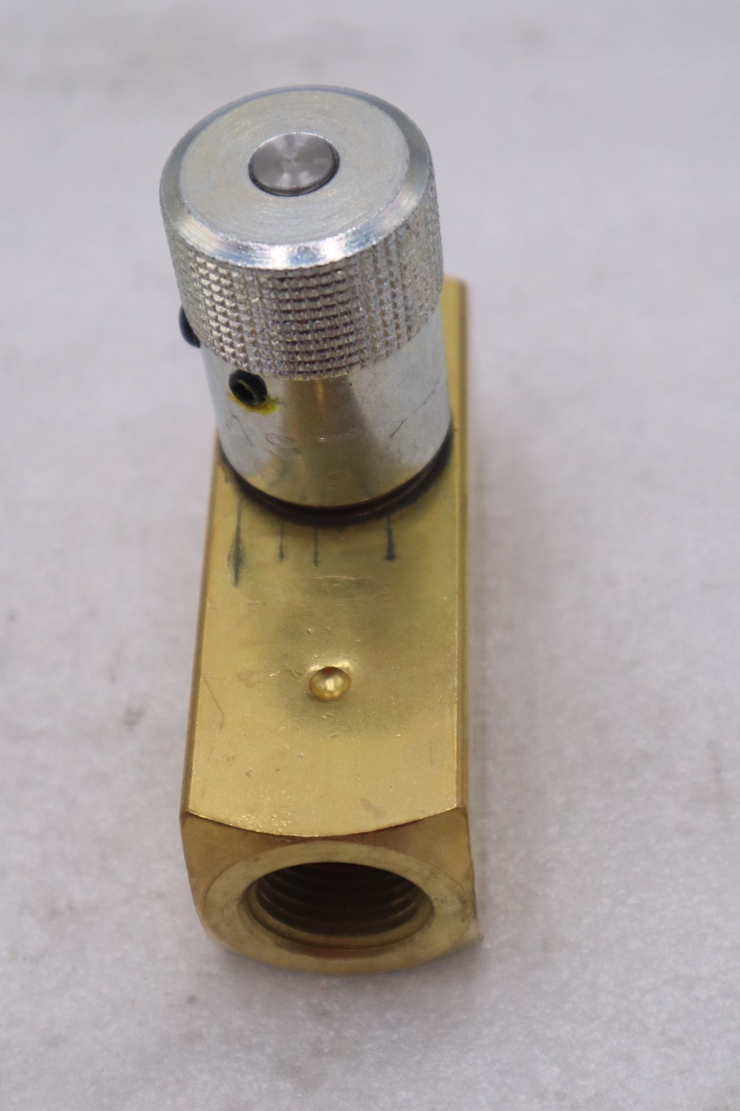 Parker SPF800B Shcrader Bellows Flow Control - STOCK 1532A