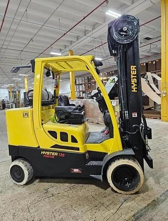 Used 12,000 POUND CAPACITY HYSTER FORKLIFT S120FTPRS 1671 HOURS 4-WAY VALVE 3-STAGE