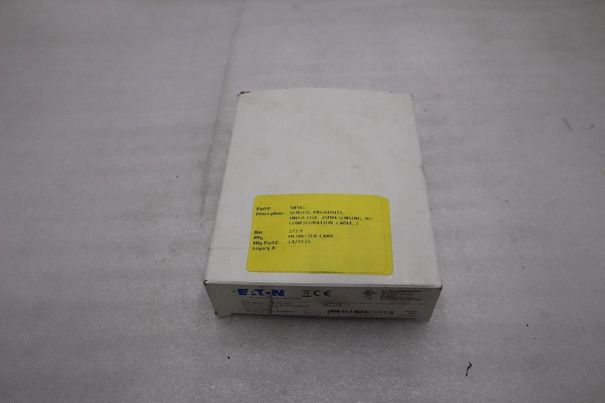 NEW OPEN BOX Eaton E59-M30C129C02-A1 iProx Programmable Proximity Sensor -5632CC