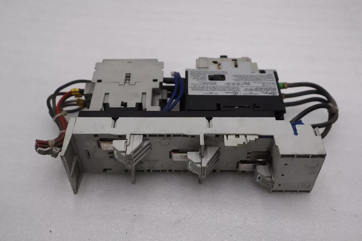 Used ALLEN BRADLEY 140M-D8E-C16 CIRCUIT BREAKER WITH 100-C23*10 CONTACTOR STOCK 4824A