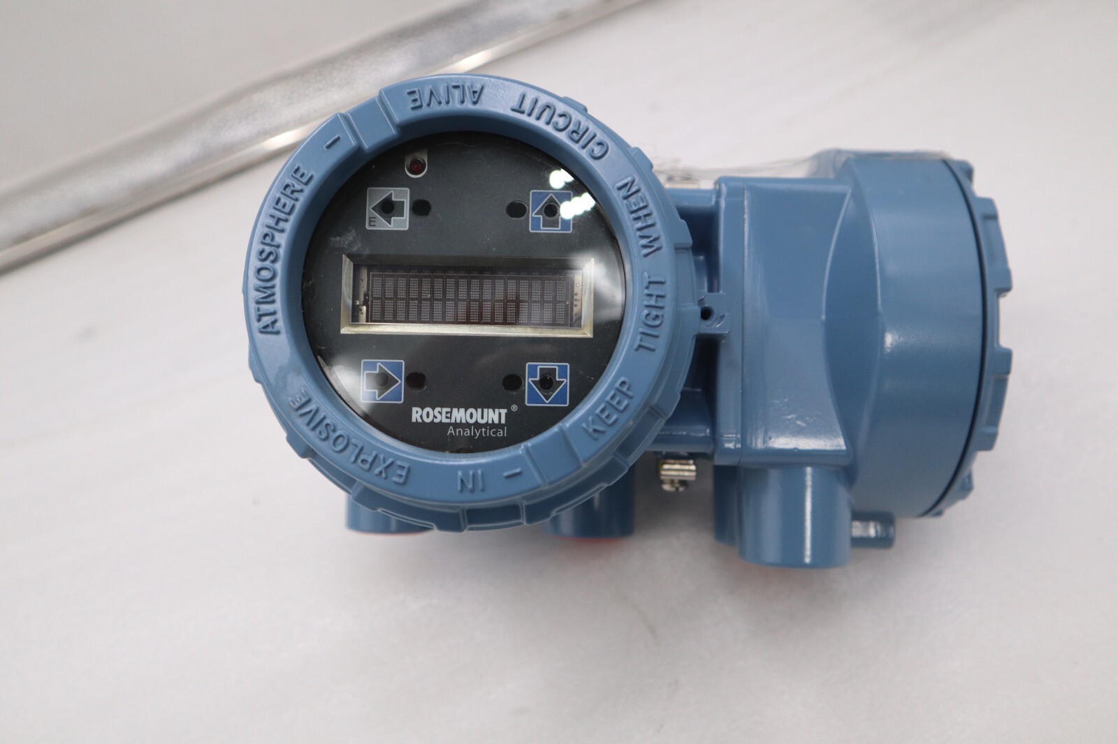 Used NEW OPEN BOX Emerson Rosemount Oxymitter 4000 6A00095G06 90-250VAC 50/60Hz G699