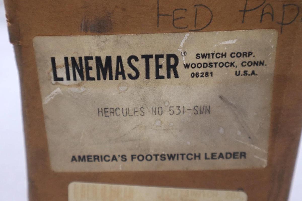 Used LINEMASTER 531-SWN SWITCH FOOT SPDT OFF-(ON) - STOCK 5525CC