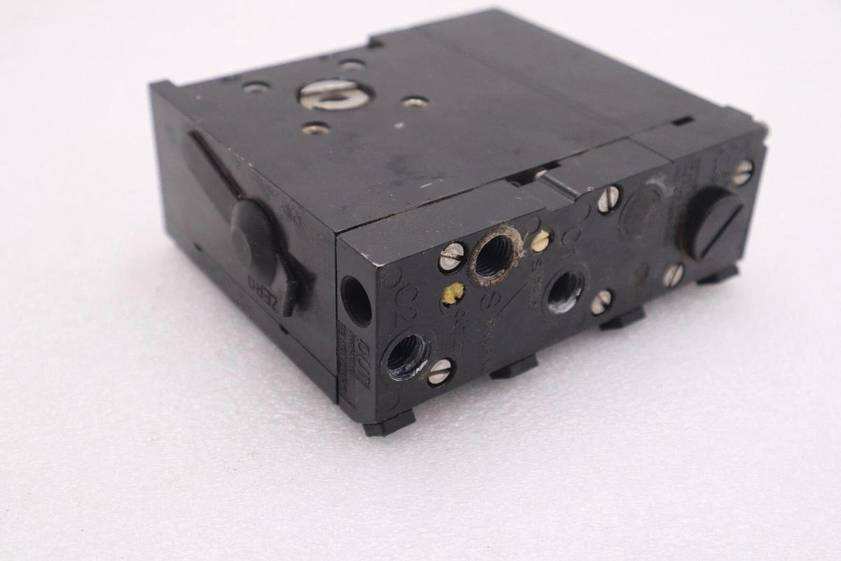 Used Dezurik P36 A Pneumatic Valve Analog Positioner Double Acting Actuators #K-1602