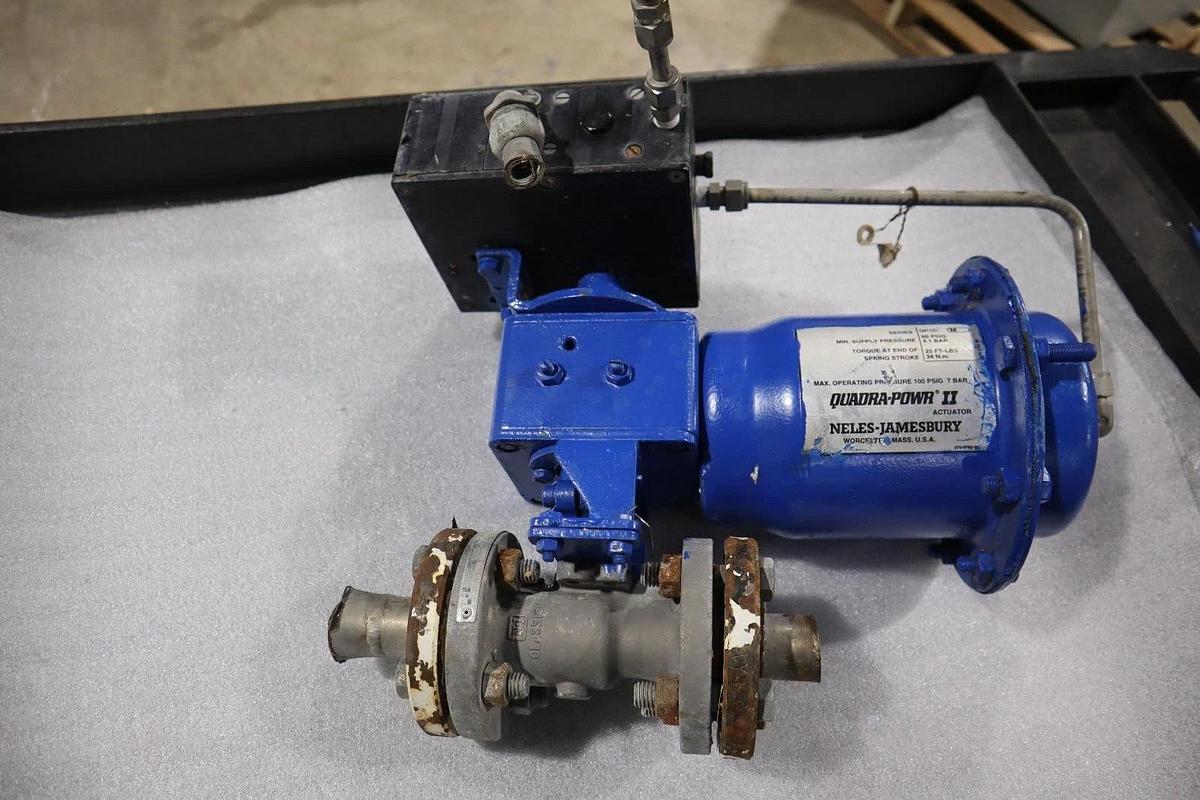 Used 1" Jamesbury Stainless Ball Valve QUADRA-POWR II STOCK S-618