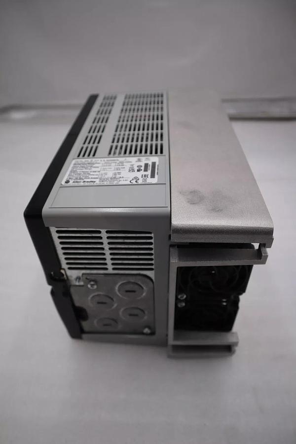 Allen Bradley 20AD014A0AYNANC0 Powerflex 70 AC Drive Normal Duty 10HP STK 5544