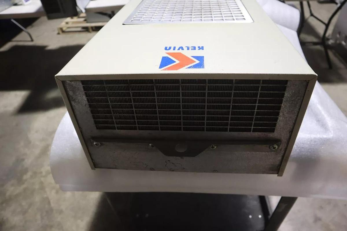 Used Kelvin kun20.09.ba/csa 0000 Enclosure Mount Air Conditioning Unit Stock W-53