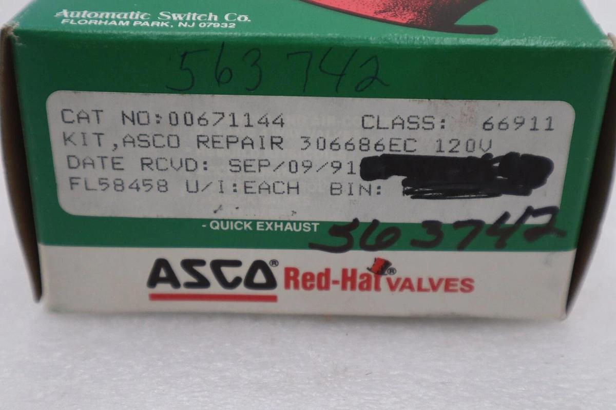 Used NEW ASCO 306686-U REBUILD KIT 8302 AC VALVE PART STOCK G822A
