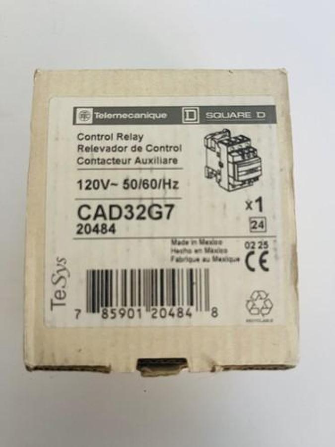 Used Schneider CAD32G7 Hilfsschütz TeSys- #K-1164