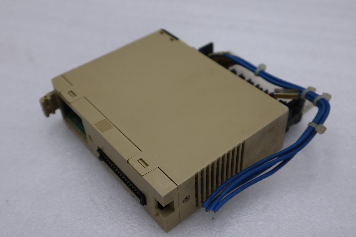 Used Omron C200H-IM212/ C200HIM212 Input Unit 24 V DC/AC 16 Point STOCK K-452-A