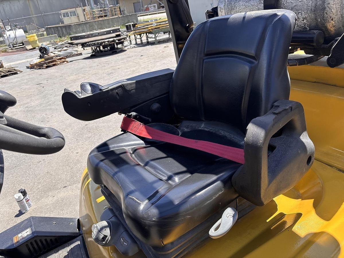 Used 12,000 POUND YALE GLC120VX FORKLIFT TRUCK WITH 84" CASCADE PAPER CLAMP