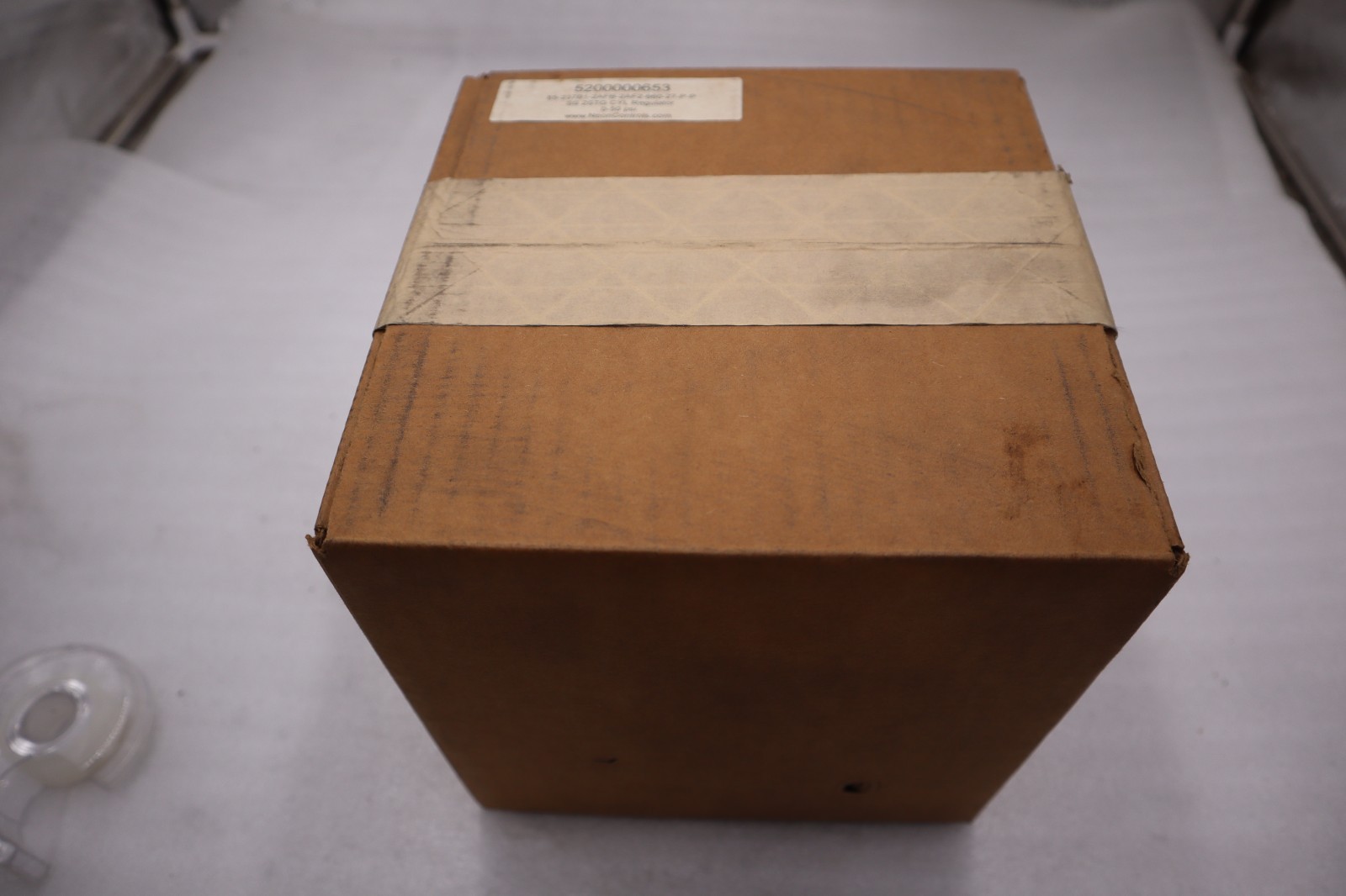 Neon Controls 85 Series 85-237B1-2AFB-2AF2-660-27-P-P CYL REGULATOR #3724CC