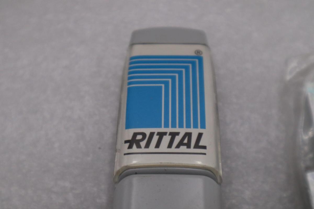 Used Rittal 8611.020 De Luxe Comfort Handle NEW IN BOX STOCK GF-104A